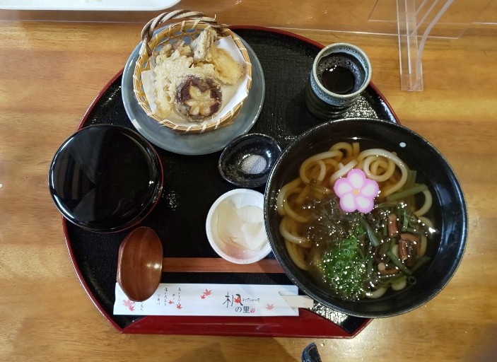 道の駅 みなみ波賀 ランチ 自然薯
